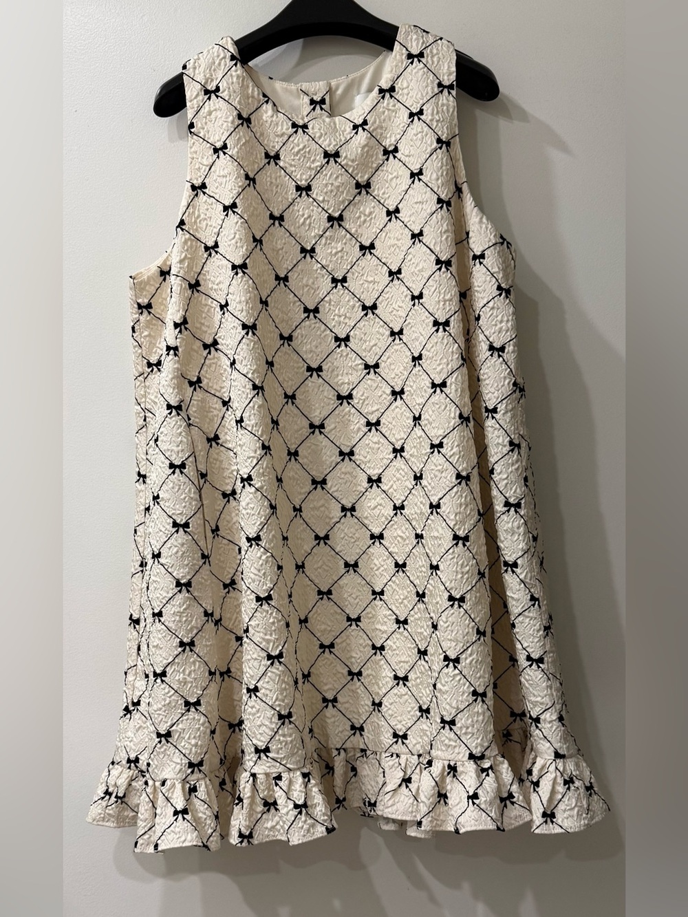 NWT | MABLE | cream A line Dress with Black Bow grid and ruffle hem | Size = L